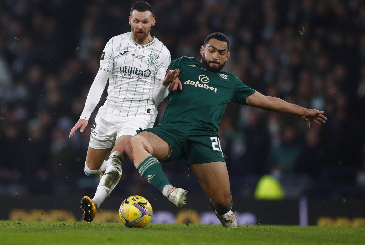 Celtic initiate Carter-Vickers negotiations