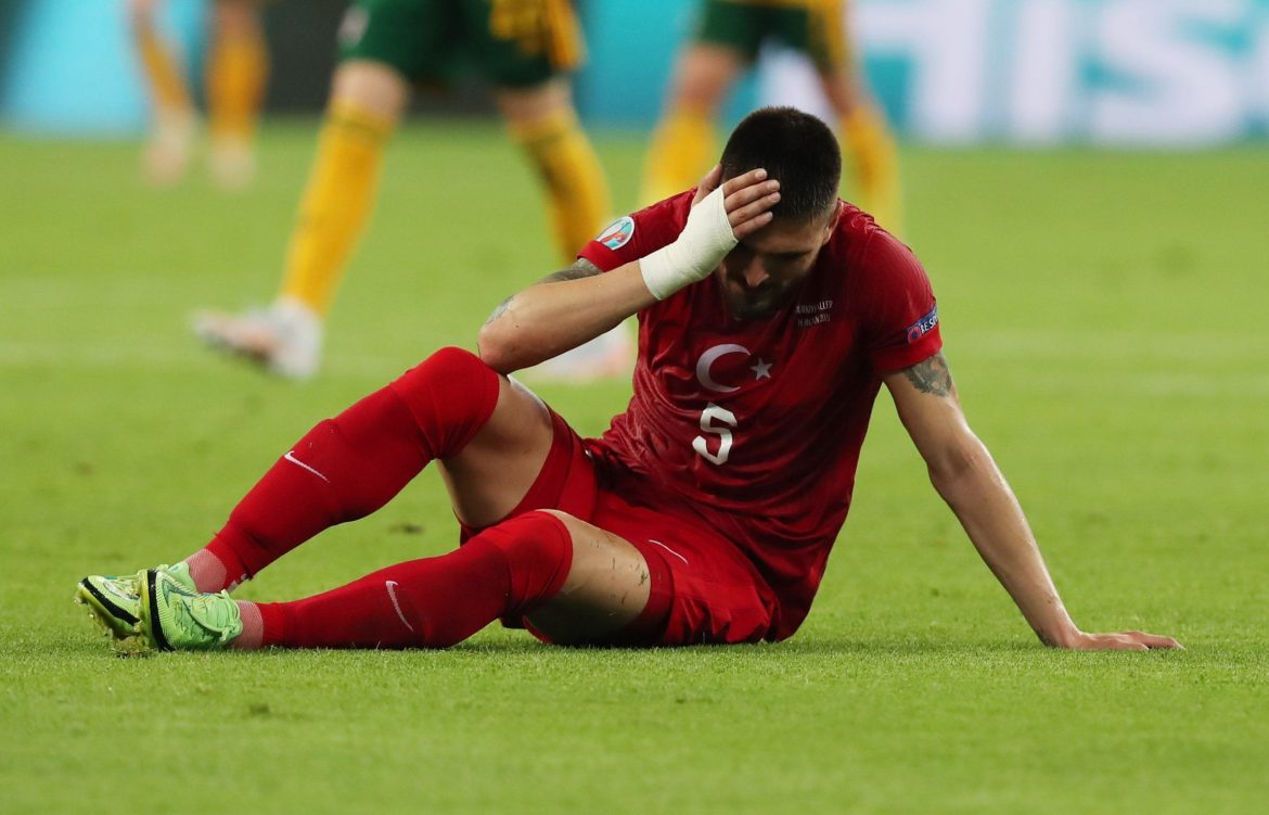 Wolves unlikely to sign Okay Yokuslu