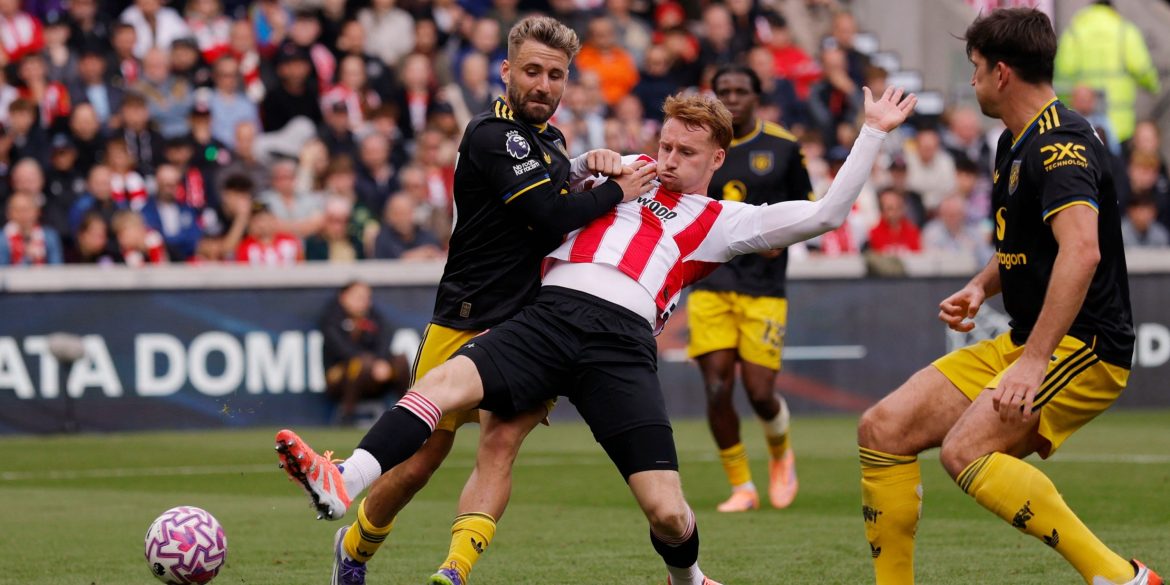 Man Utd flop who had a "nightmare" was even worse than Shaw vs Brentford