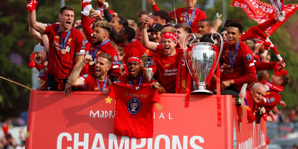 Rangers told to sign Champions League winner who once cost £40m